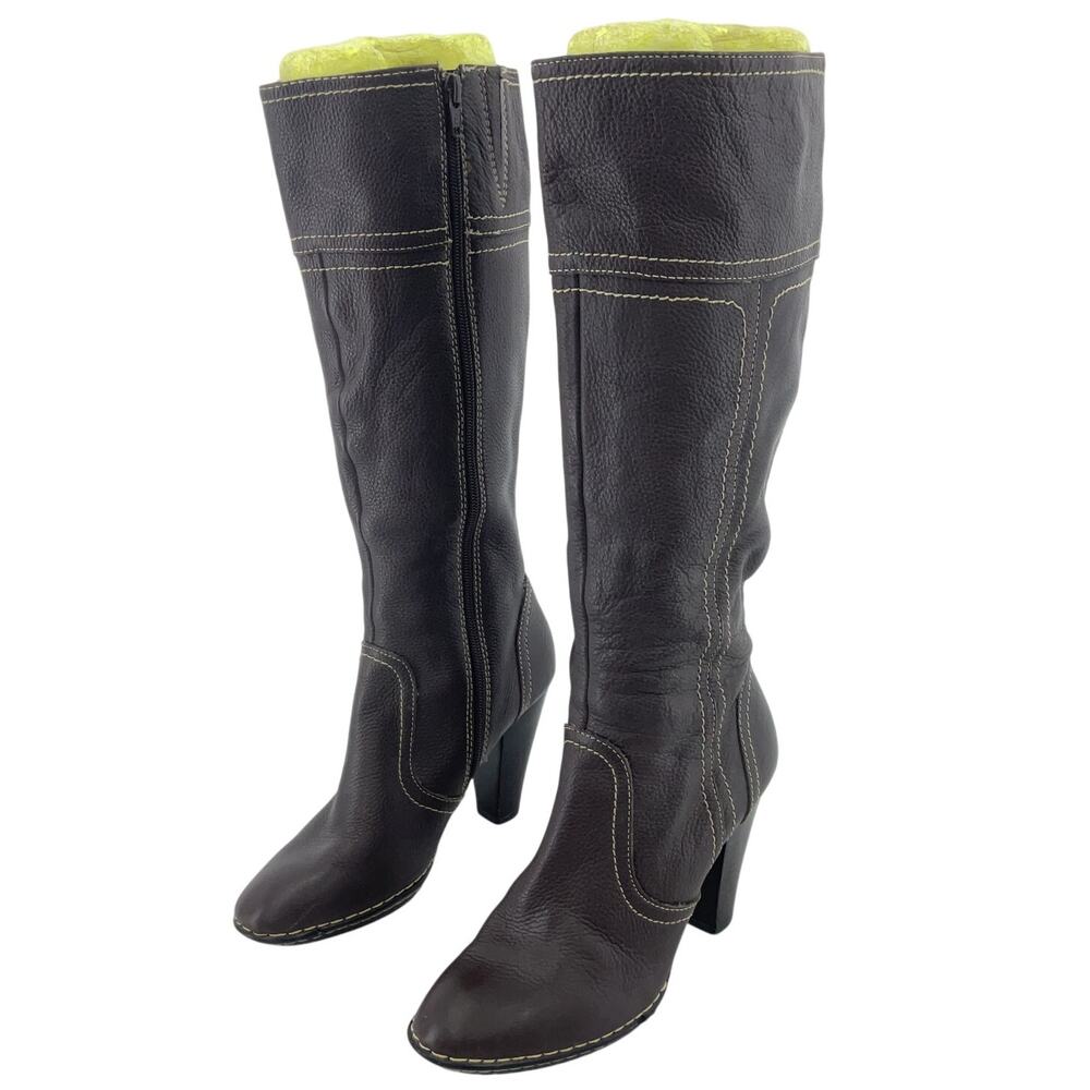 Sofft Brown Ankle Boots with Cream Stitching